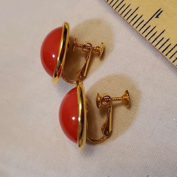 Miriam Haskell Signed Vintage Earrings - Picture 9 of 10